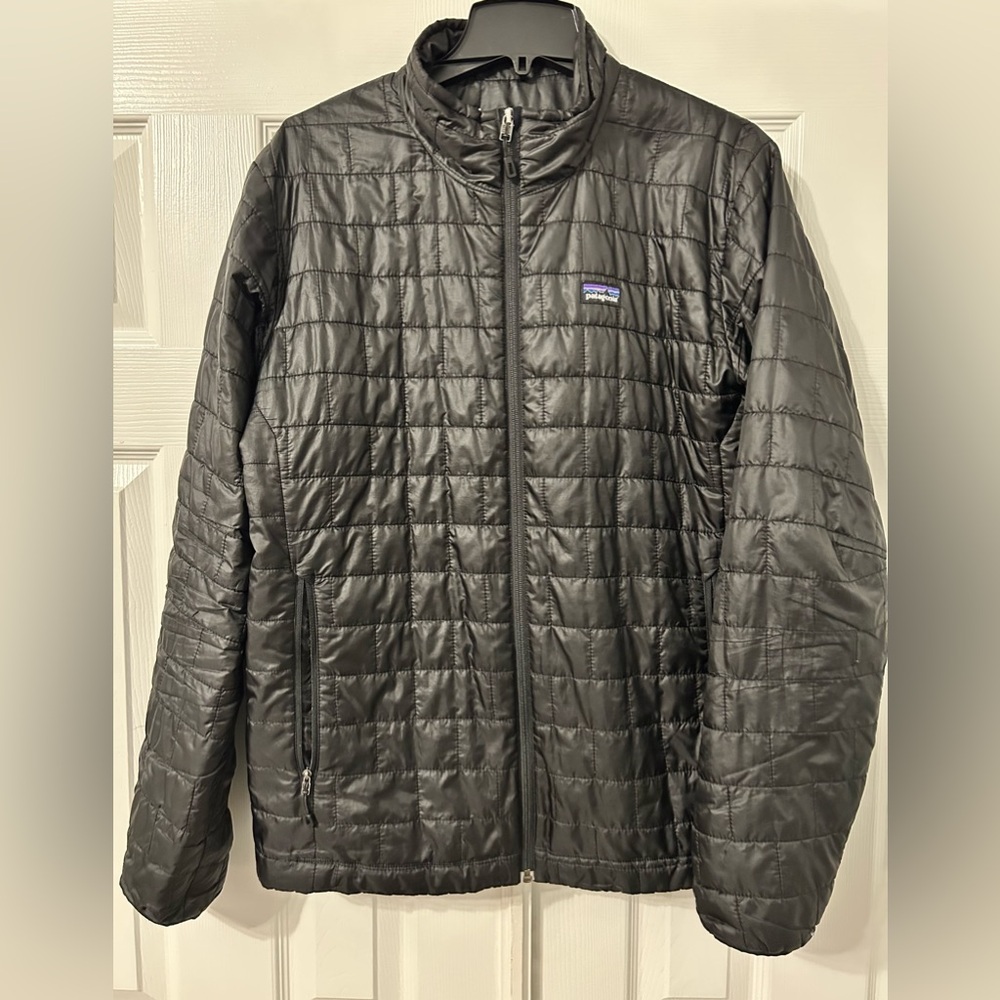 Patagonia Men's Black Puffer Jacket